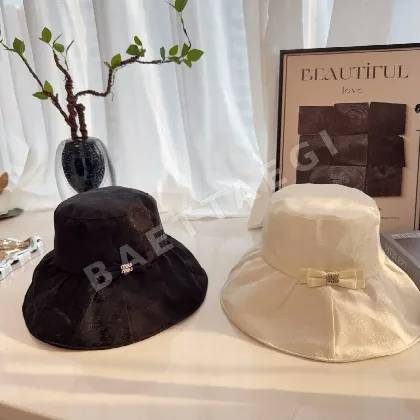 미우미우 모자 81255 Miu Miu Cap
