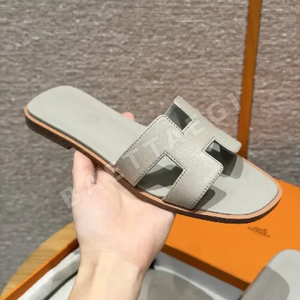 에르메스 오란 페블 베이지 램스킨 슬리퍼 117457