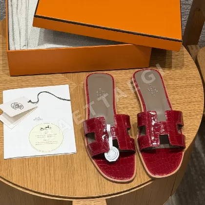 에르메스 오란 샌들 버건디레드 악어가죽 H 컷아웃 164401