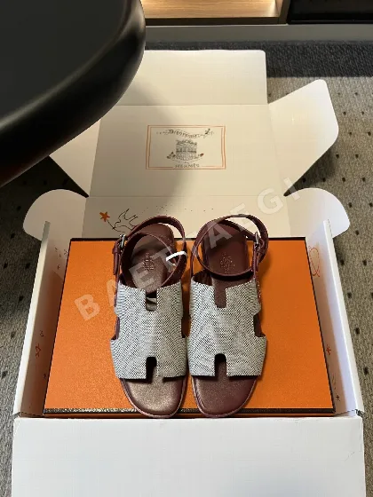 에르메스 마야 샌들 75401