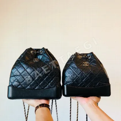 샤넬 가브리엘 미디엄 백팩 숄더백 36262
