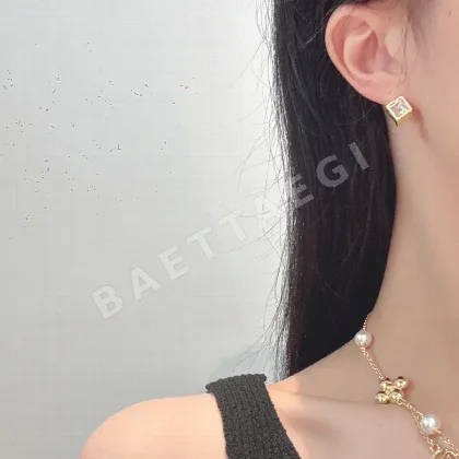 루이비통 목걸이 135222