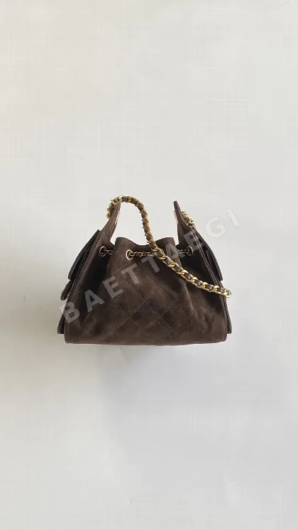 샤넬 다크 브라운 스웨이드 25백 미니 호보백 35857