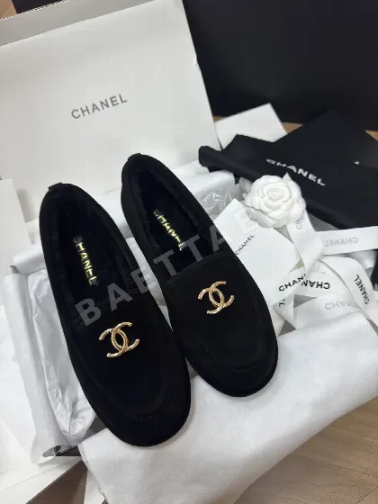 샤넬 마이어 울 스웨이드 테디 시프스킨 로퍼 93186