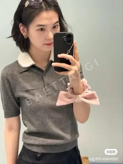 미우미우 피터팬 카라 울 반팔 니트 티셔츠 52982