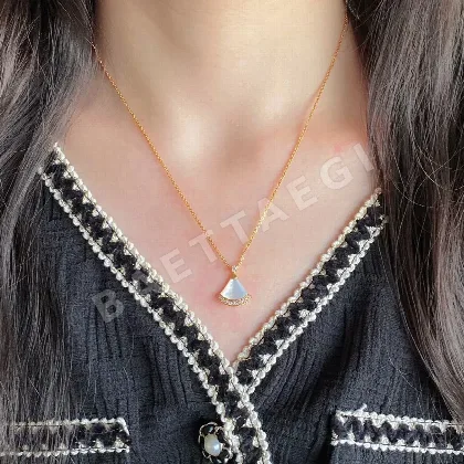 불가리 목걸이 64720 Bvlgari Necklace