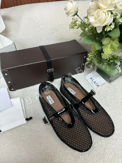 알라이아 원스트랩 로우컷 메시 로퍼 93898