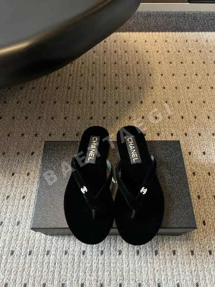 샤넬 뉴 스웨이드 플립플롭 113630