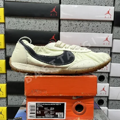 나이키 [YJ] HV8547-700 201604 Nike Moon Shoe SP Jacquemus Alabaster