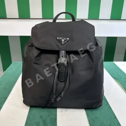 프라다 나일론 체인 스트랩 백팩 1BZ830