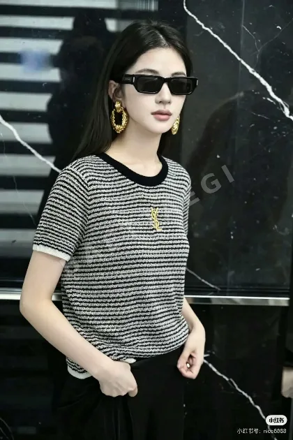 생로랑 자수 스트라이프 오버핏 반팔 니트