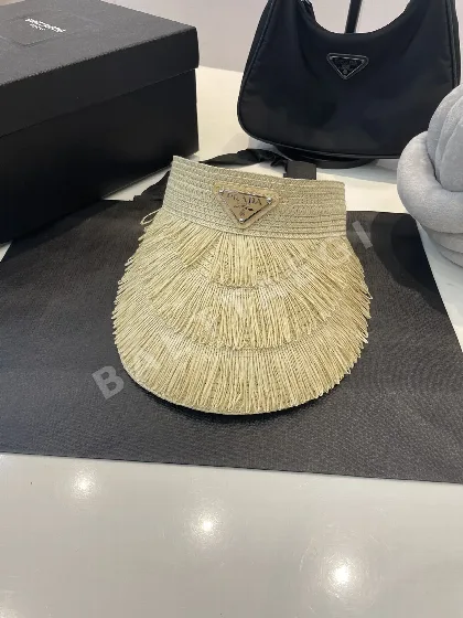 프라다 썬햇 모자 84720