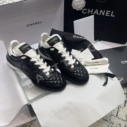샤넬 램스킨 퀼팅 베이스볼 스니커즈 94436